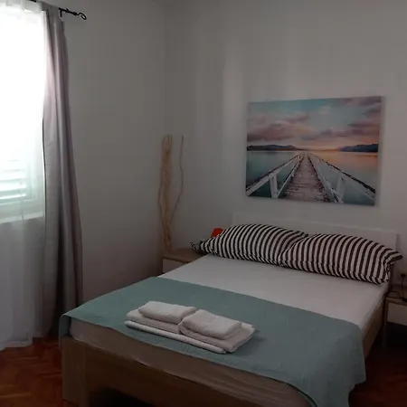 Dana Biograd Na Moru