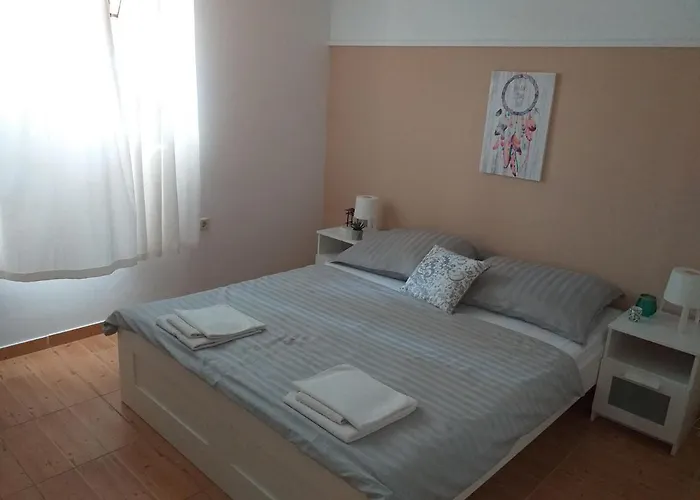 Dana Apartment